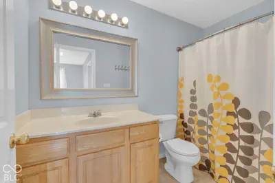 6250 Bishops Pond Lane, Indianapolis - 28