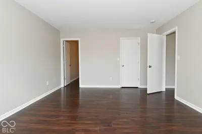 2265 Lakecrest Drive, Columbus - 19