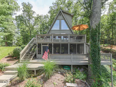 6250 Grosbeak Court, Nineveh - 6