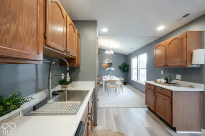 10833 Tealpoint Drive, Indianapolis - 21