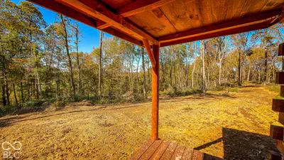 13290 E River Road, Shoals - 21