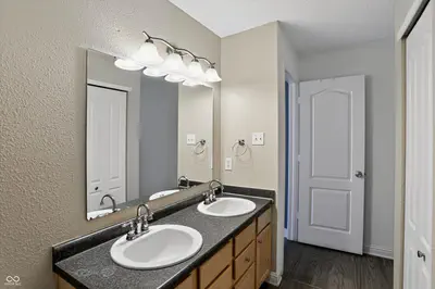 12681 Justice Crossing, Fishers - 34
