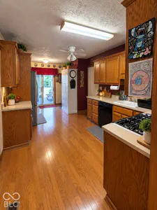 876 S Home Avenue, Franklin - 12