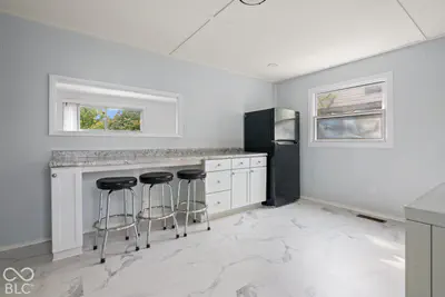 512 Park Drive, Greenwood - 8