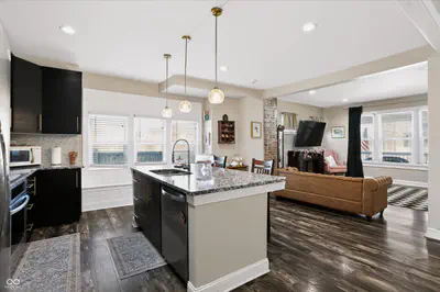 607 E 32nd Street, Indianapolis - 15