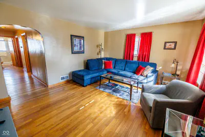 84 7th Avenue, Beech Grove - 10