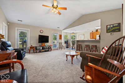 431 Blue Spring Drive, Indianapolis - 6