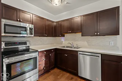 124 Sherman Drive, Carmel - 19