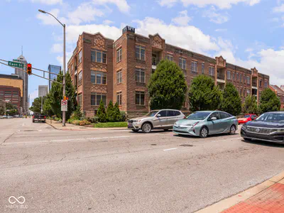 450 Ohio Street, Indianapolis - 50