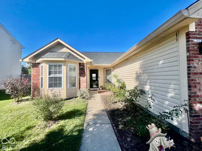 2390 Lakecrest Drive, Columbus - 30