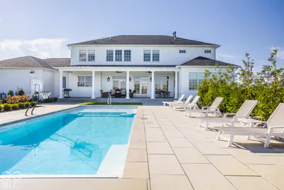 540 E 214th Street, Westfield - 51