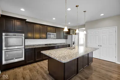 2346 Creek Bank Drive, Columbus - 10