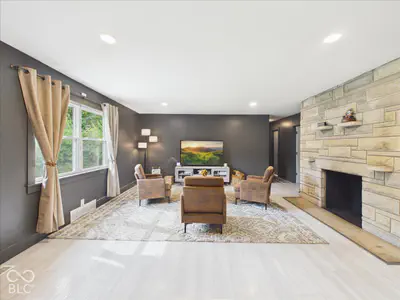 1048 Kessler Boulevard West Drive, Indianapolis - 4