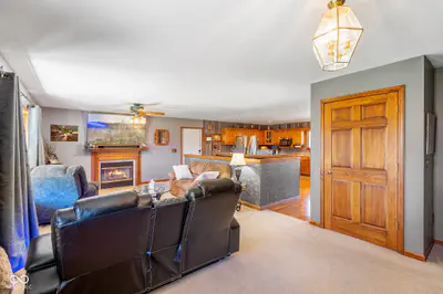 1802 Ewing Street, Seymour - 8