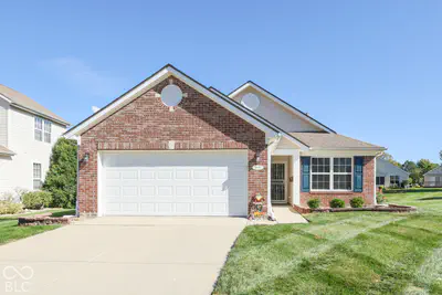 1031 Lincoln Park West Drive, Greenwood