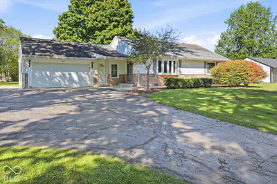 208 West Drive, Fortville