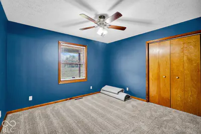 2450 W 300 S, Columbus - 19