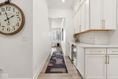 16225 Arndale Court, Fortville - 22