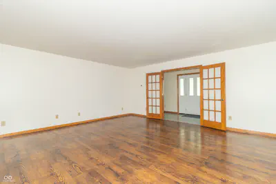 2460 Hickory Boulevard, Greenfield - 17