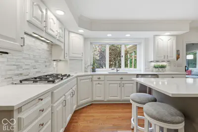 5328 Woodfield Drive, Carmel - 10