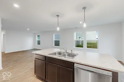 7522 Frasier Lane, Camby - 10