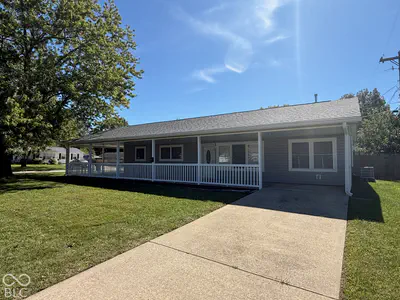17 Parkview Drive, New Whiteland - 2