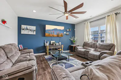 6673 Laurelwood Drive, Pendleton - 2