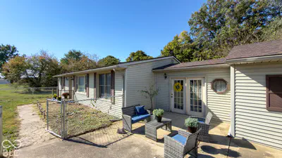 9545 Bono Road, Terre Haute - 5