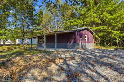 4843 Cunot Cataract Road, Poland