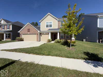 5370 Lavender Drive, Plainfield - 2