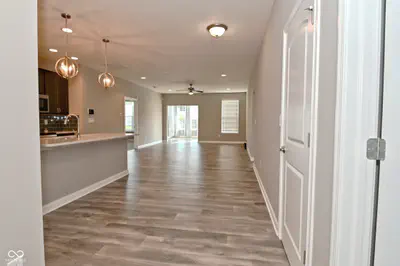 9170 Hedley Way E, Avon - 4