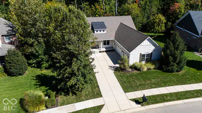 6562 W May Apple Drive, McCordsville - 77
