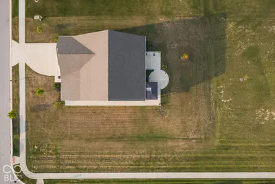 2409 Oakmont Drive, Plainfield - 34