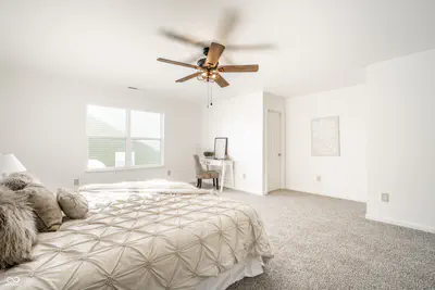 828 Blue Ash Trail, Greenwood - 22