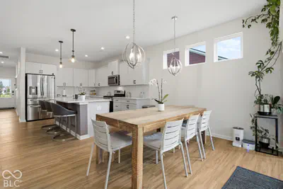 825 Stone Trace, Avon - 22