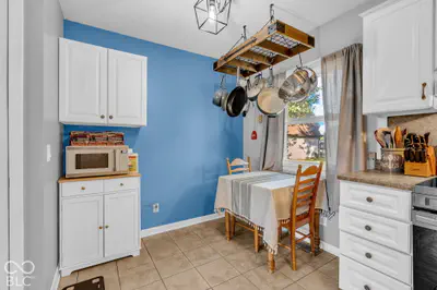 801 North Lane, Linden - 11