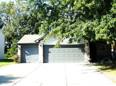 8922 Lighthorse Drive, Indianapolis