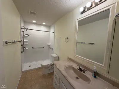 632 Runnymede Court, Greenfield - 25