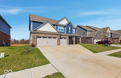 1986 McCormick Drive, Greenwood - 3