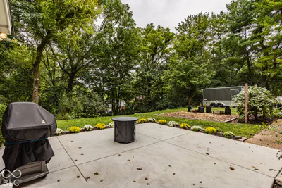 911 Round Table Court, Indianapolis - 44
