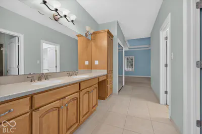 5102 Stonebridge Drive, Muncie - 29