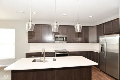6582 Giles Boulevard, Whitestown - 6