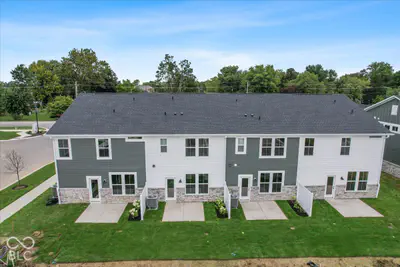 6153 Mill Hill Way, McCordsville - 27