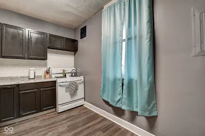 2808 Capitol Avenue, Indianapolis - 27