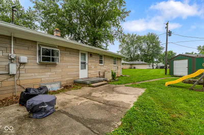6566 Us Highway 31, Whiteland - 38