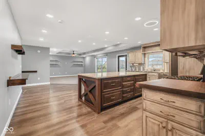 1604 Bell Ford Drive, Seymour - 8
