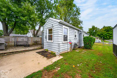 1302 Court, Columbus - 60
