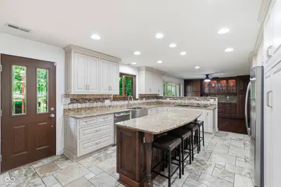 5904 Allisonville Road, Indianapolis - 12