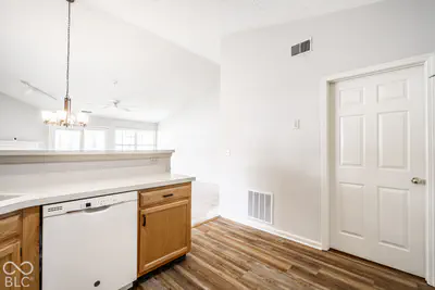 5817 Common Circle, Indianapolis - 9