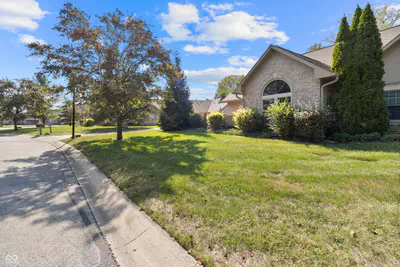 7552 Briarstone Drive, Indianapolis - 33